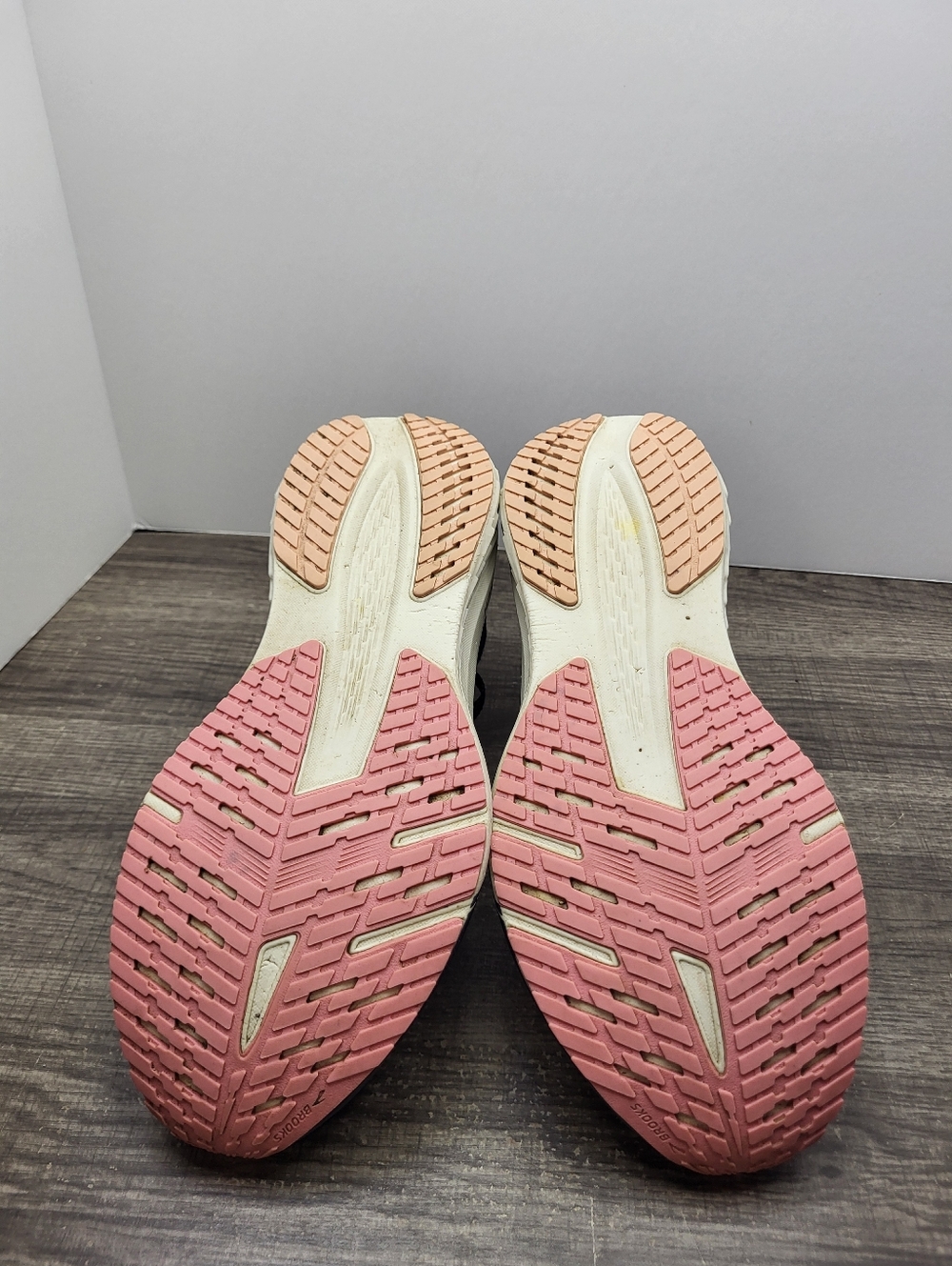 Brooks Launch 11 Cushion Road Running Blue Pink Women's Sz 9 Shoes Sneakers - Picture 7 of 10